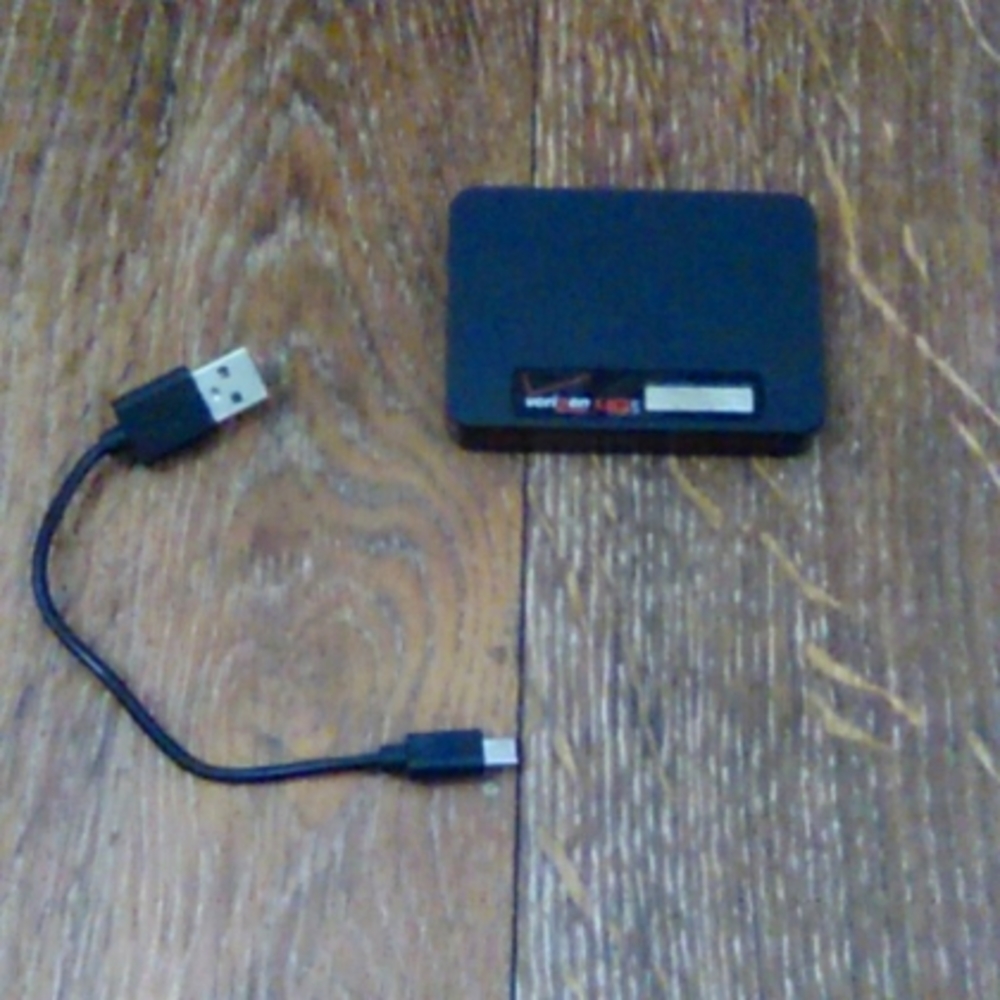 Verizon Ellipsis Jetpack Wi-Fi 4G